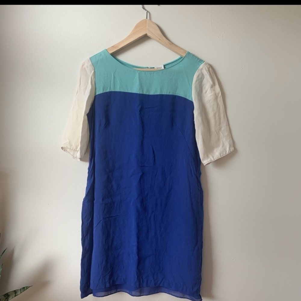 Aritzia Colorblock Shift Dress in Royal Blue, Teal & Cream